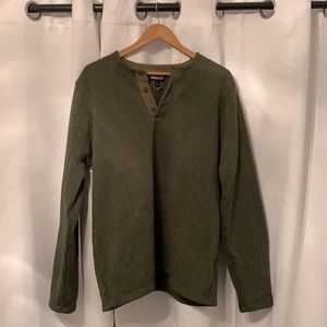 Patagonia Henley sweater/fleece